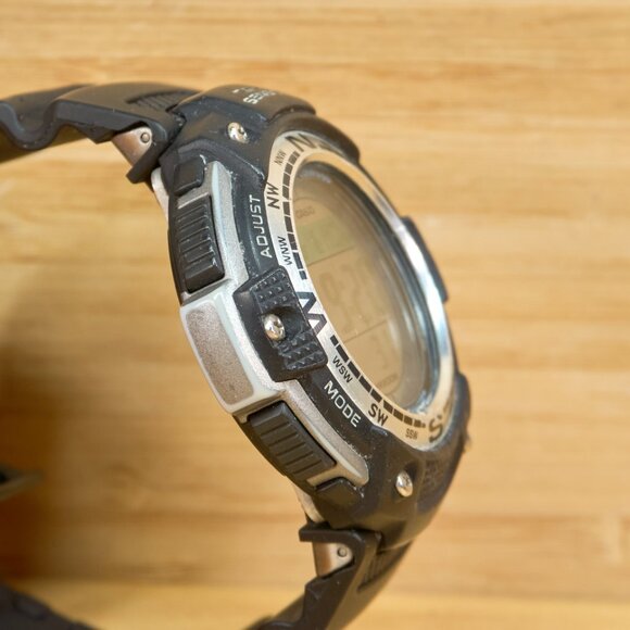 Casio 3157 SGW-100 Digital Watch, Twin Sensor, WR 200M, Compass Thermometer - Picture 5 of 9